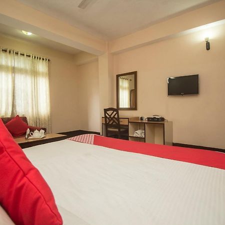 Oyo 3476 Hotel White Mountain Гангток Экстерьер фото